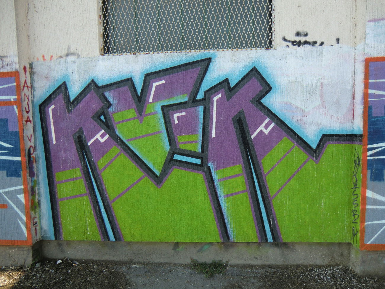 Graffiti Bombing in Osijek - Photo by Kico_one - Osijek, Croatia, Hrvatska (2014)