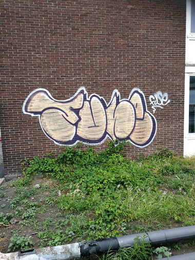 Graffiti Bombing in Essen - Photo by Kico_one - Essen, Ruhrpott, NRW