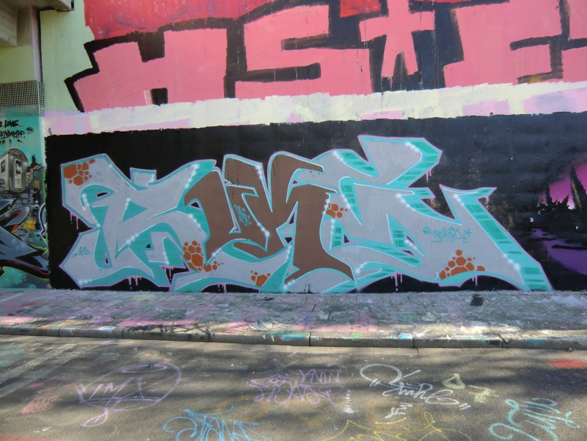 Graffiti Wall in Essen - Photo by Kico_one - Essen, BNS, Ruks (2015)