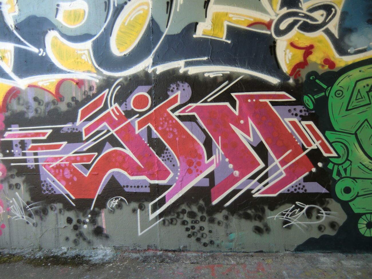 Graffiti Wall in Prague - Photo by Kico_one - Prague, Praha, Jim