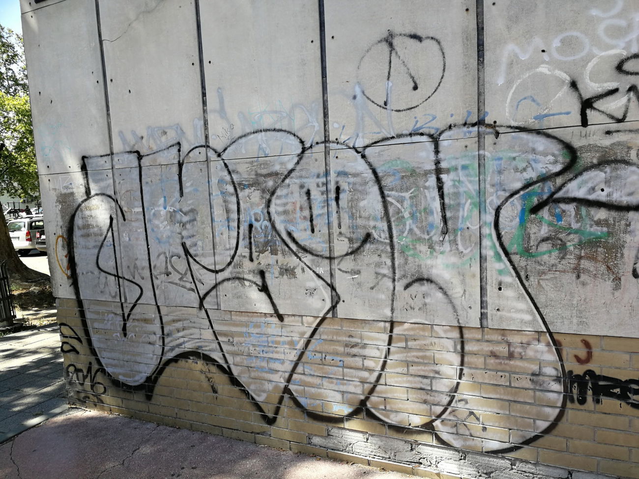 Graffiti Bombing in Osijek - Photo by Kico_one - Osijek, Croatia, Argon