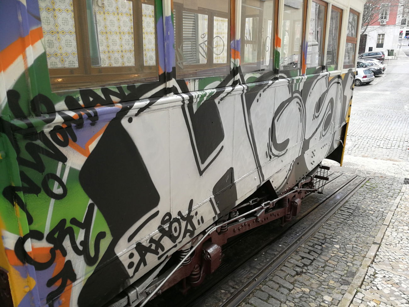 Graffiti Train in Lissabon - Photo by Kico_one - Lissabon, Portugal, Lisboa