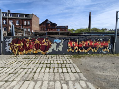 Graffiti Wall in Wait please... - Photo by Kico_one