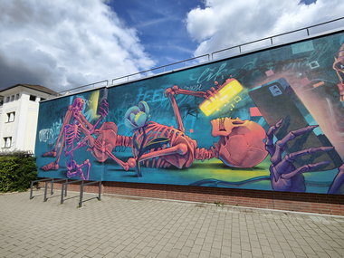 Graffiti Wall in Wait please... - Photo by Kico_one