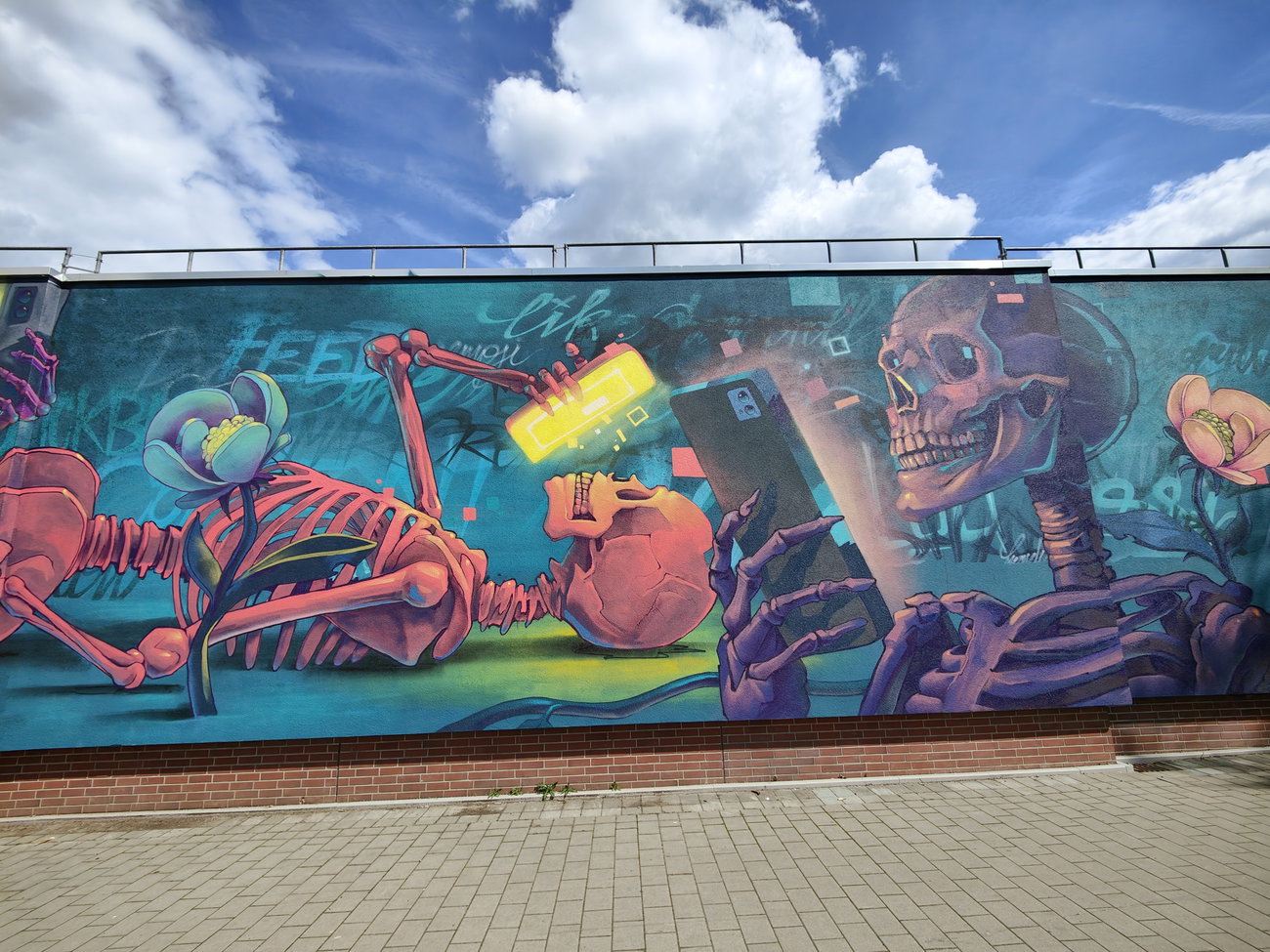 Graffiti Wall in Wait please... - Photo by Kico_one