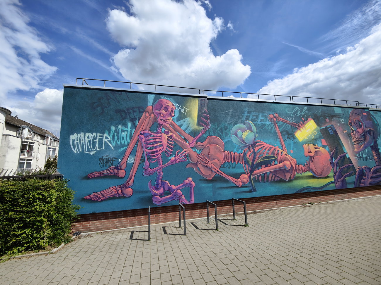 Graffiti Wall in Wait please... - Photo by Kico_one