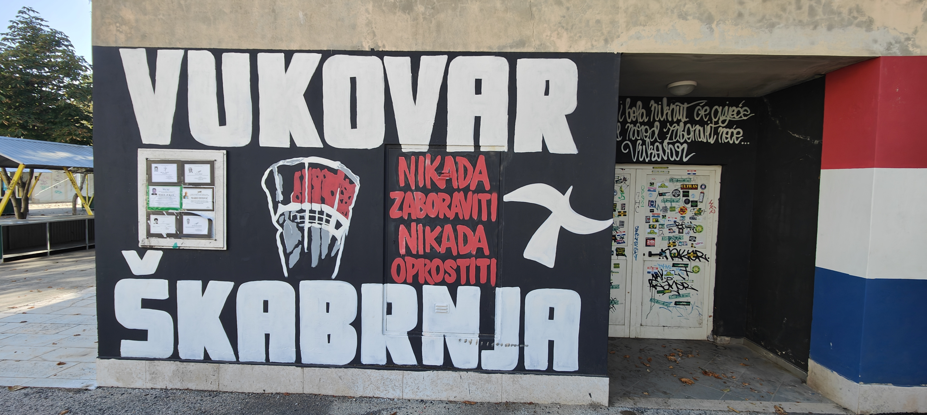 Graffiti Wall in Pula - Photo by Kico_one