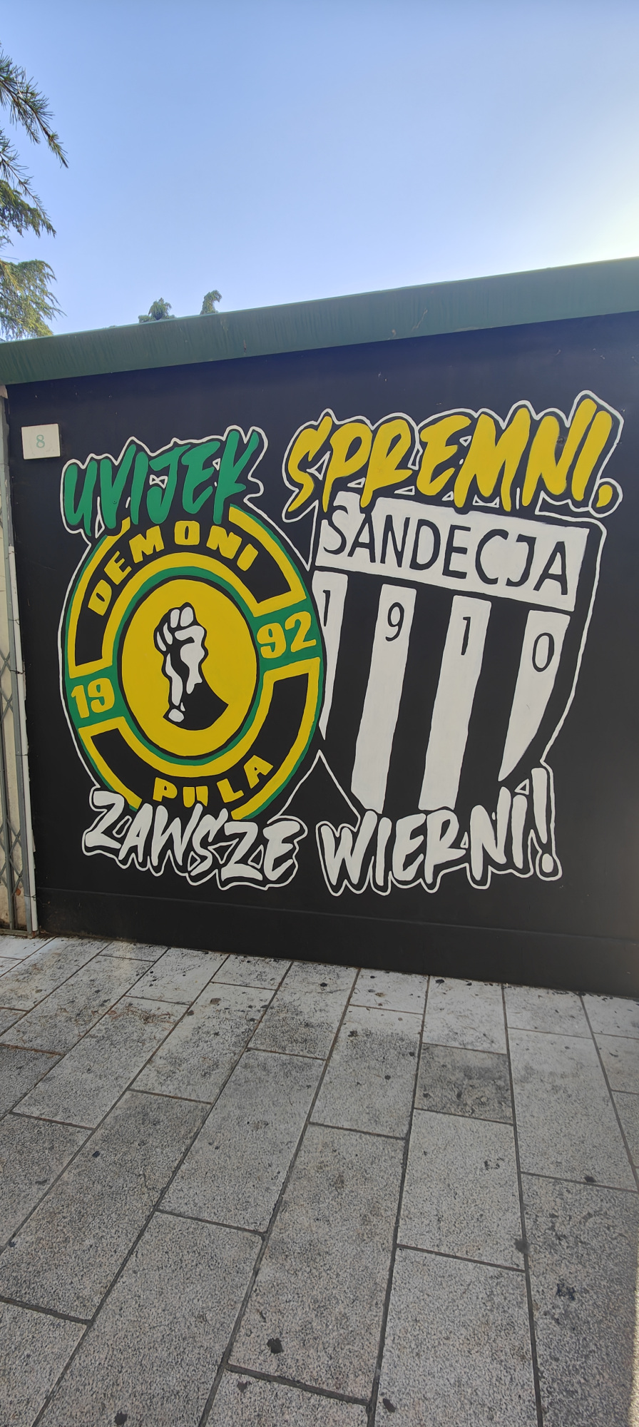 Graffiti Wall in Pula - Photo by Kico_one