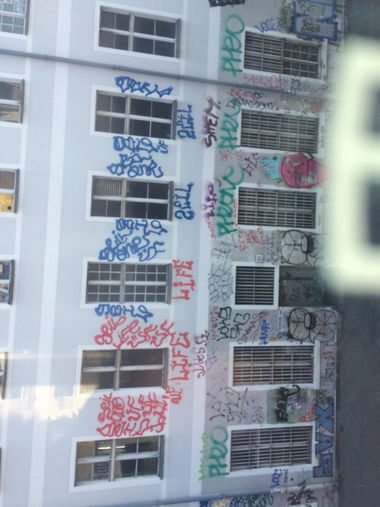 Graffiti Wall - Photo by KidDerEuphorie