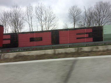 Graffiti Wall - Photo by KidDerEuphorie