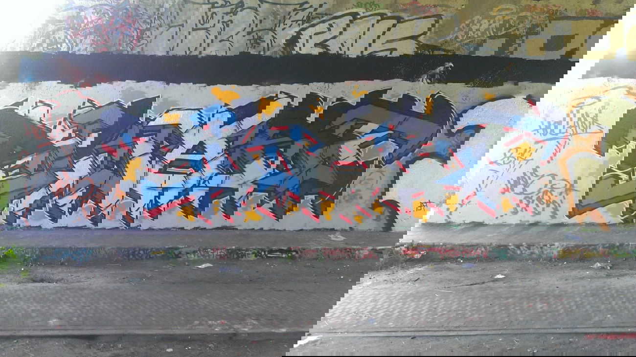 Graffiti Wall in Amsterdam - Photo by Kihr - uas, Rathenow, skarf (2014)