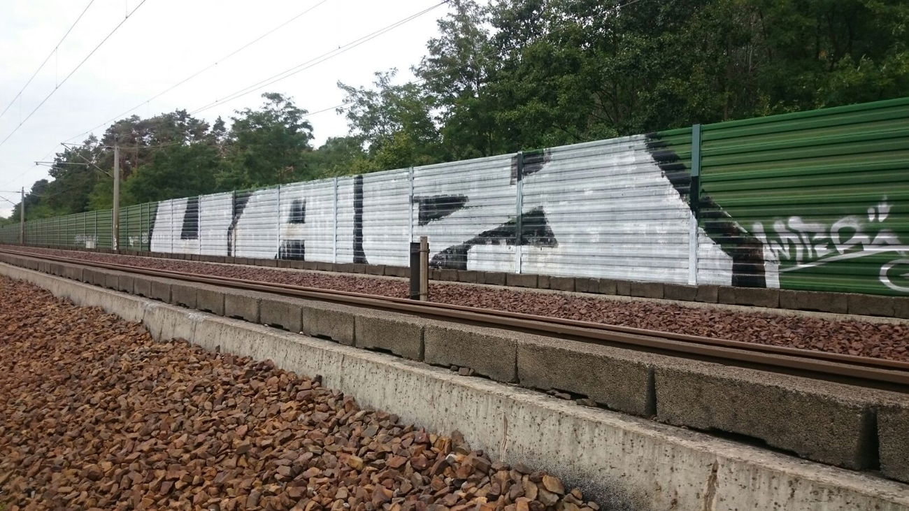 Graffiti Bombing - Photo by Kihr - kihr, uas, skarf