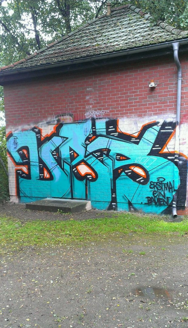 Graffiti Bombing - Photo by Kihr - uas, rathenow, brb (2014)