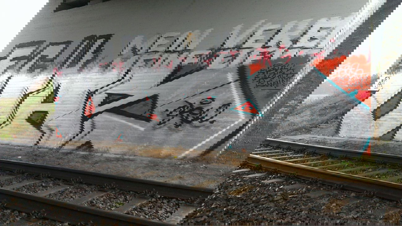 Graffiti Wall - Photo by Kihr - skarf, sarko, swuk (2014)