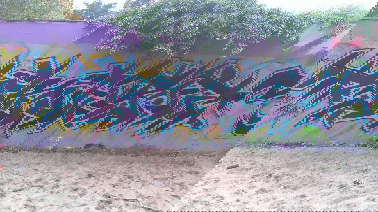 Graffiti Wall - Photo by Kihr - skarf, uas, madlox (2015)
