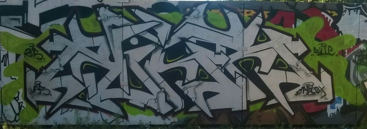 Graffiti Wall - Photo by Kihr - kihr, uas, madlox (2015)