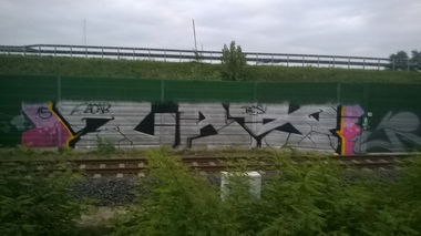 Graffiti Wall - Photo by Kihr - kihr, skarf, uas (2015)