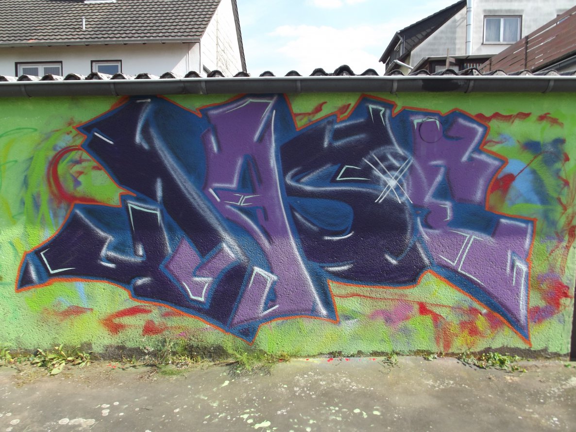 Graffiti Wall - Photo by KillTheSystem