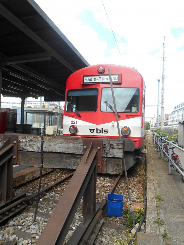 Graffiti Artwork - Photo by Kimi - bls