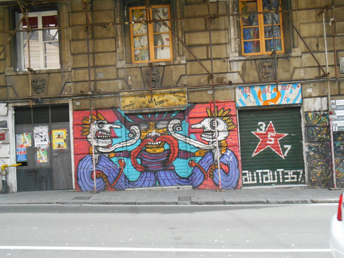 Graffiti Street Art in Genoa - Photo by Kimi