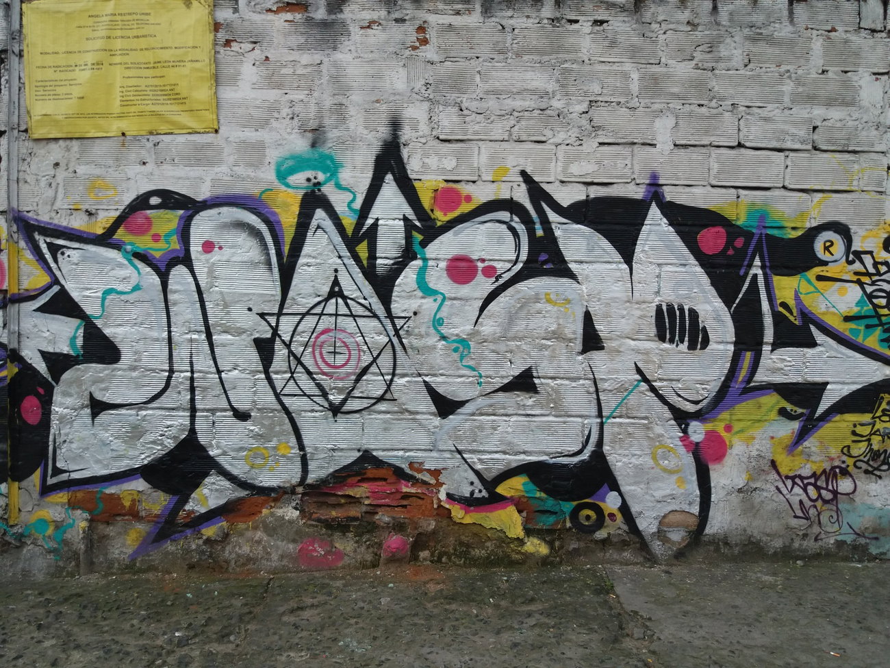 Graffiti Wall - Photo by Kindred