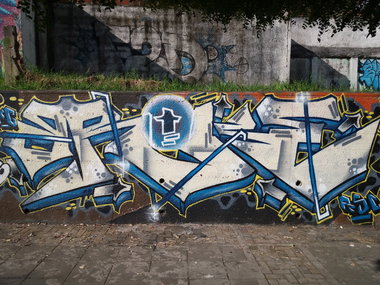 Graffiti Wall - Photo by Kindred