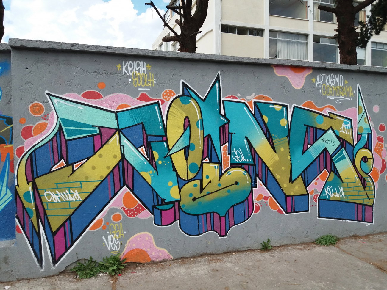 Graffiti Wall - Photo by Kindred