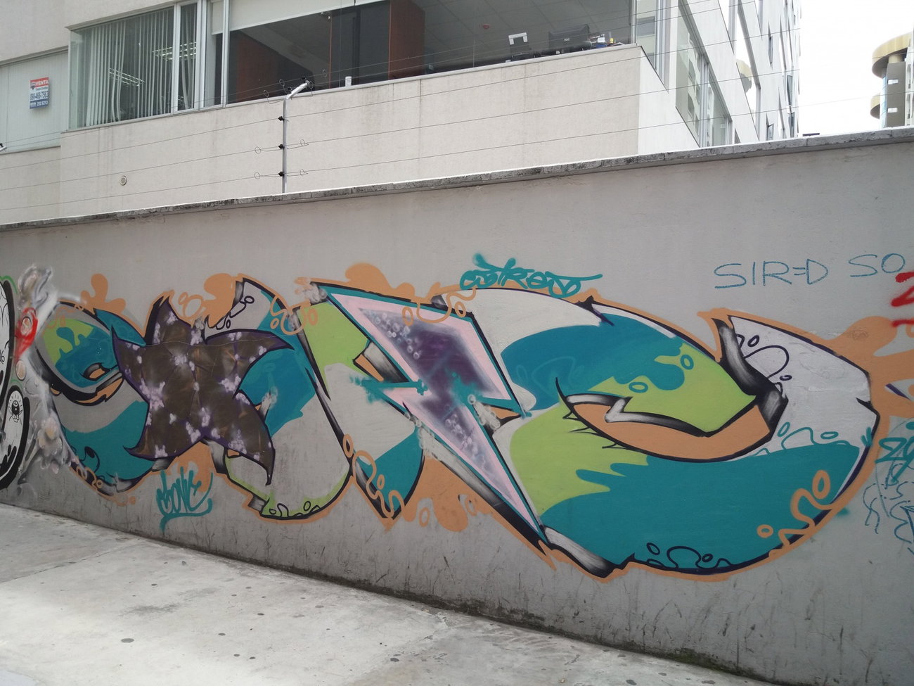 Graffiti Wall - Photo by Kindred