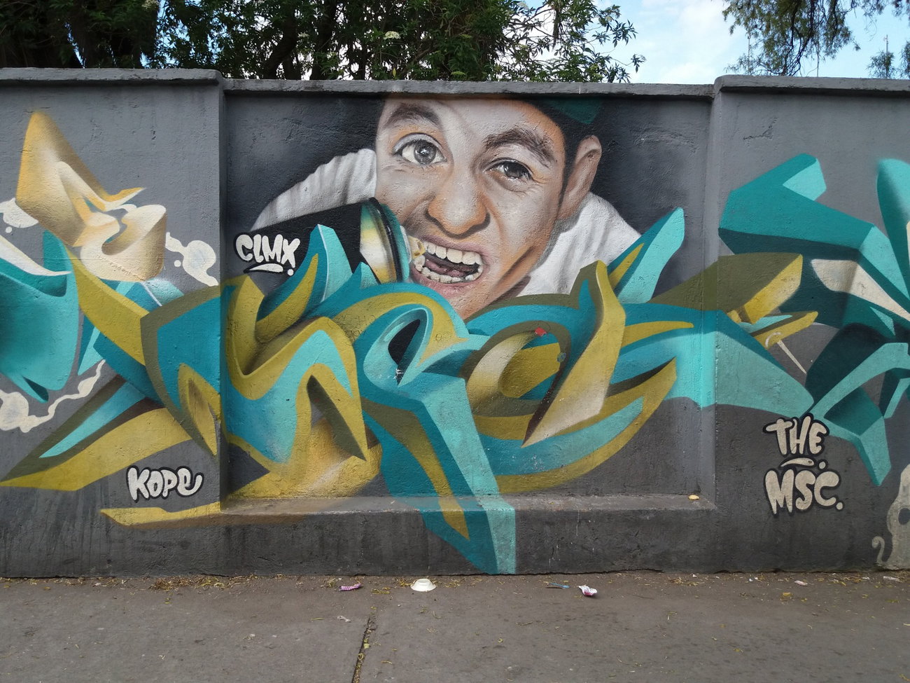 Graffiti Wall - Photo by Kindred