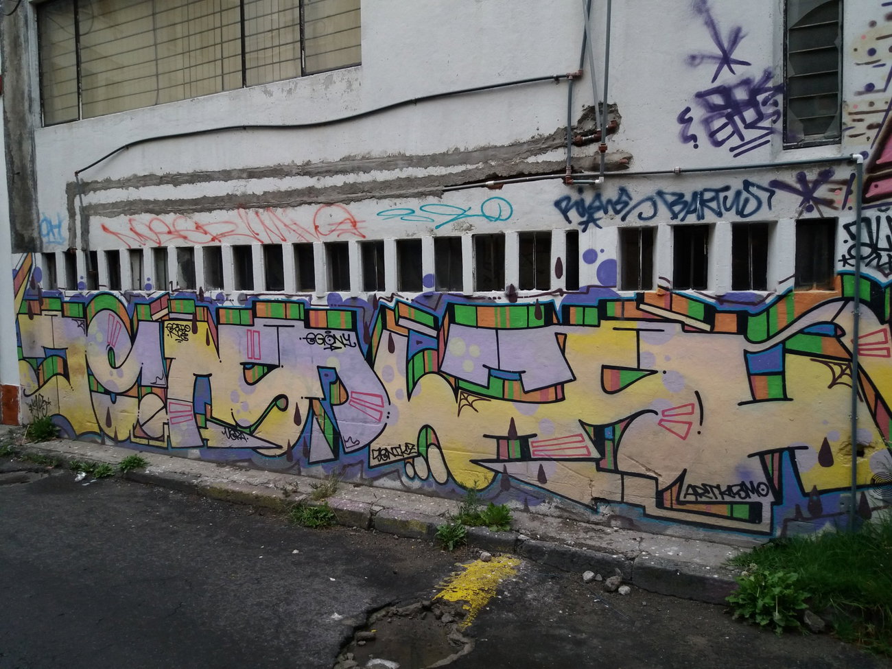 Graffiti Wall - Photo by Kindred