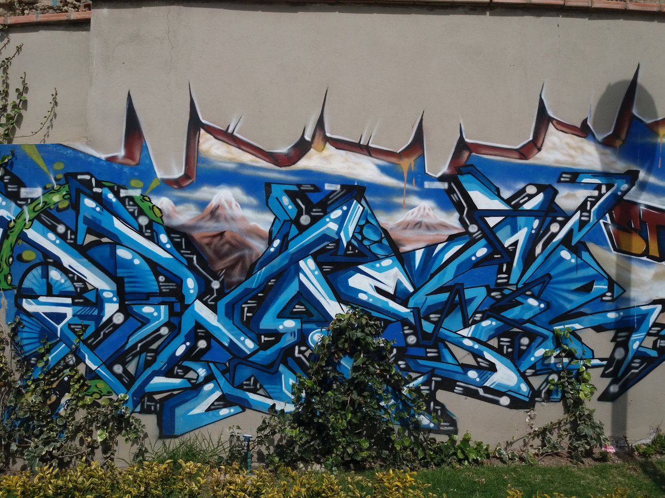 Graffiti Wall - Photo by Kindred