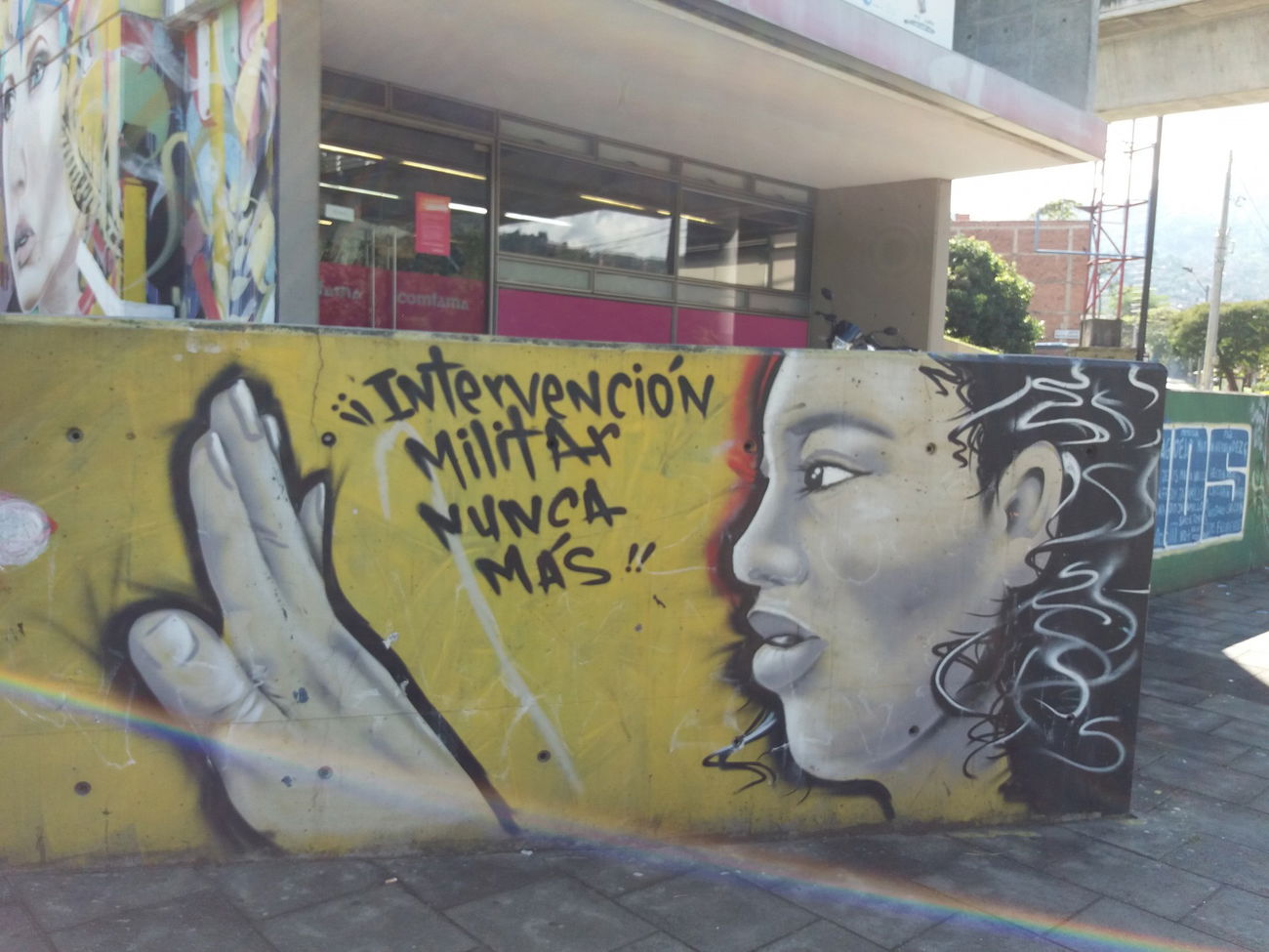 Graffiti Street Art - Photo by Kindred