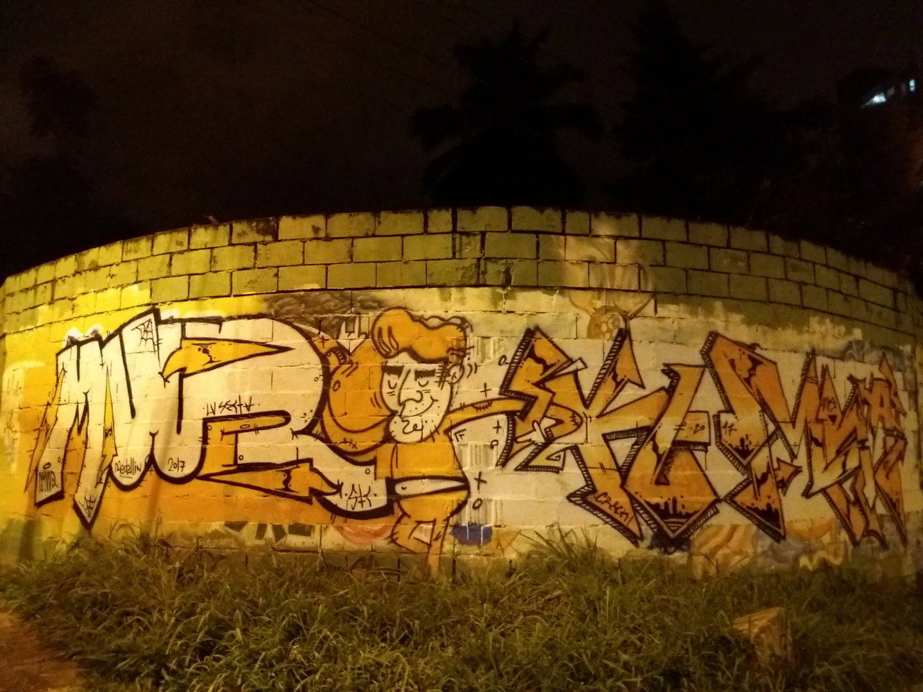 Graffiti Wall - Photo by Kindred