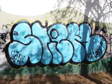 Graffiti Wall - Photo by Kindred