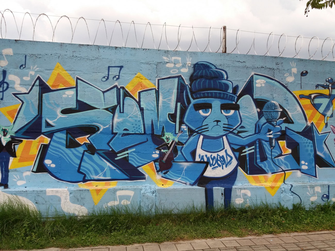 Graffiti Wall - Photo by Kindred