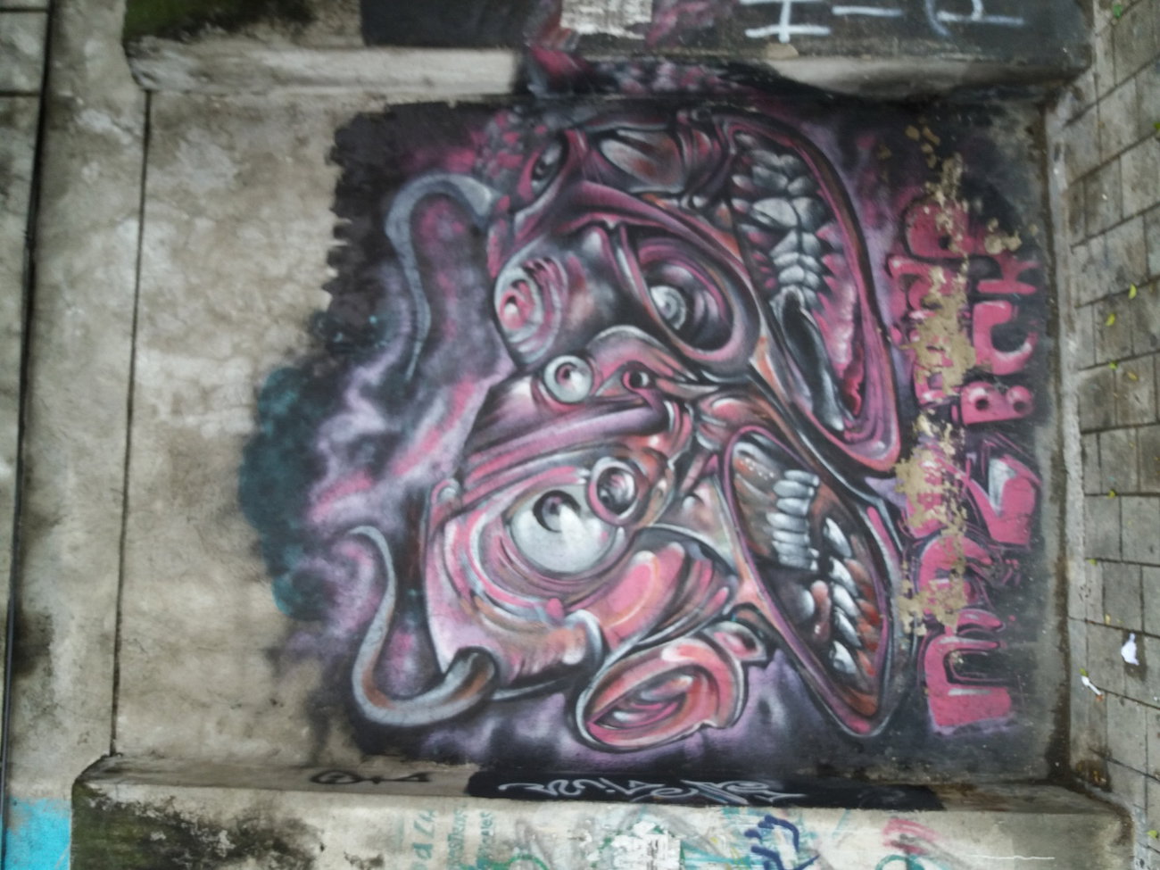 Graffiti Wall - Photo by Kindred