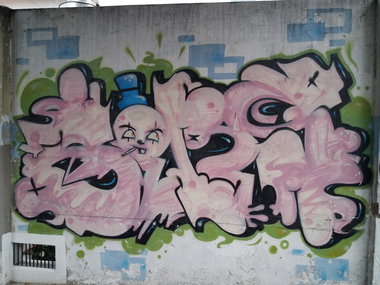 Graffiti Wall - Photo by Kindred