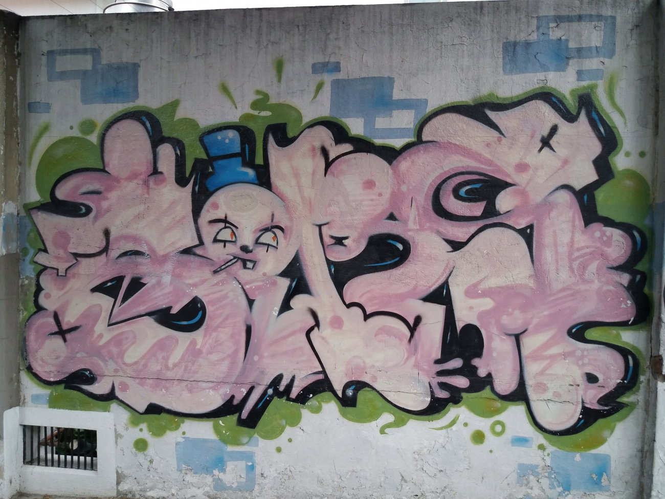 Graffiti Wall - Photo by Kindred