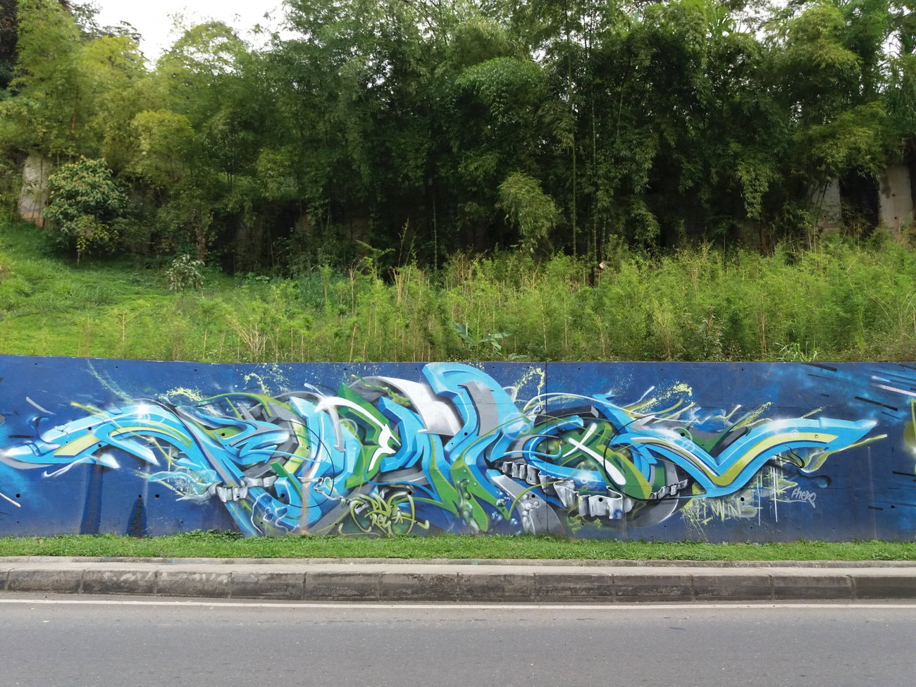 Graffiti Wall - Photo by Kindred