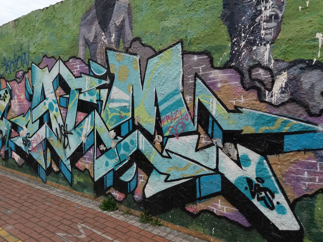 Graffiti Wall - Photo by Kindred