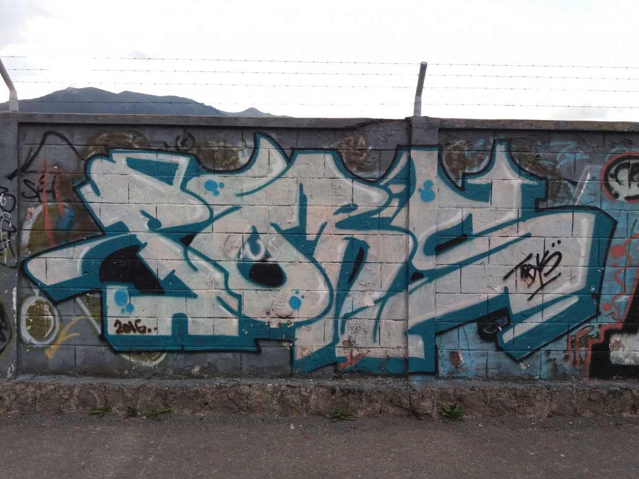 Graffiti Wall - Photo by Kindred