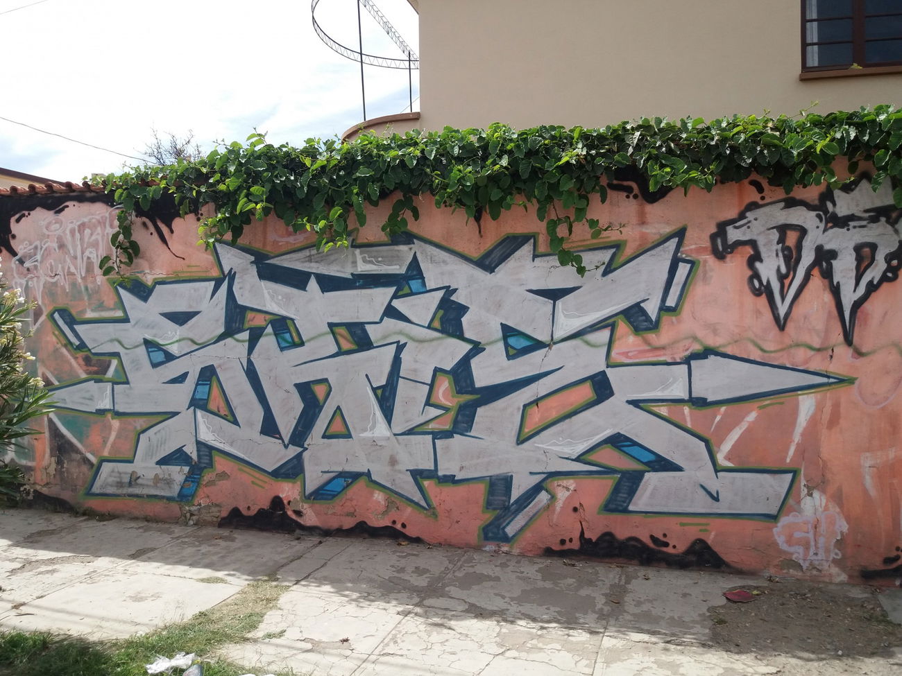 Graffiti Wall - Photo by Kindred