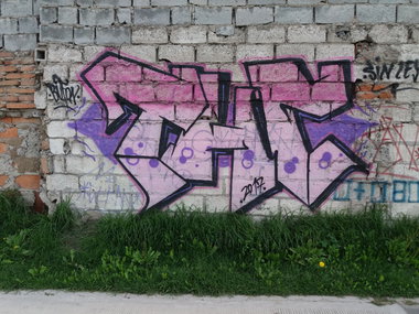 Graffiti Wall - Photo by Kindred