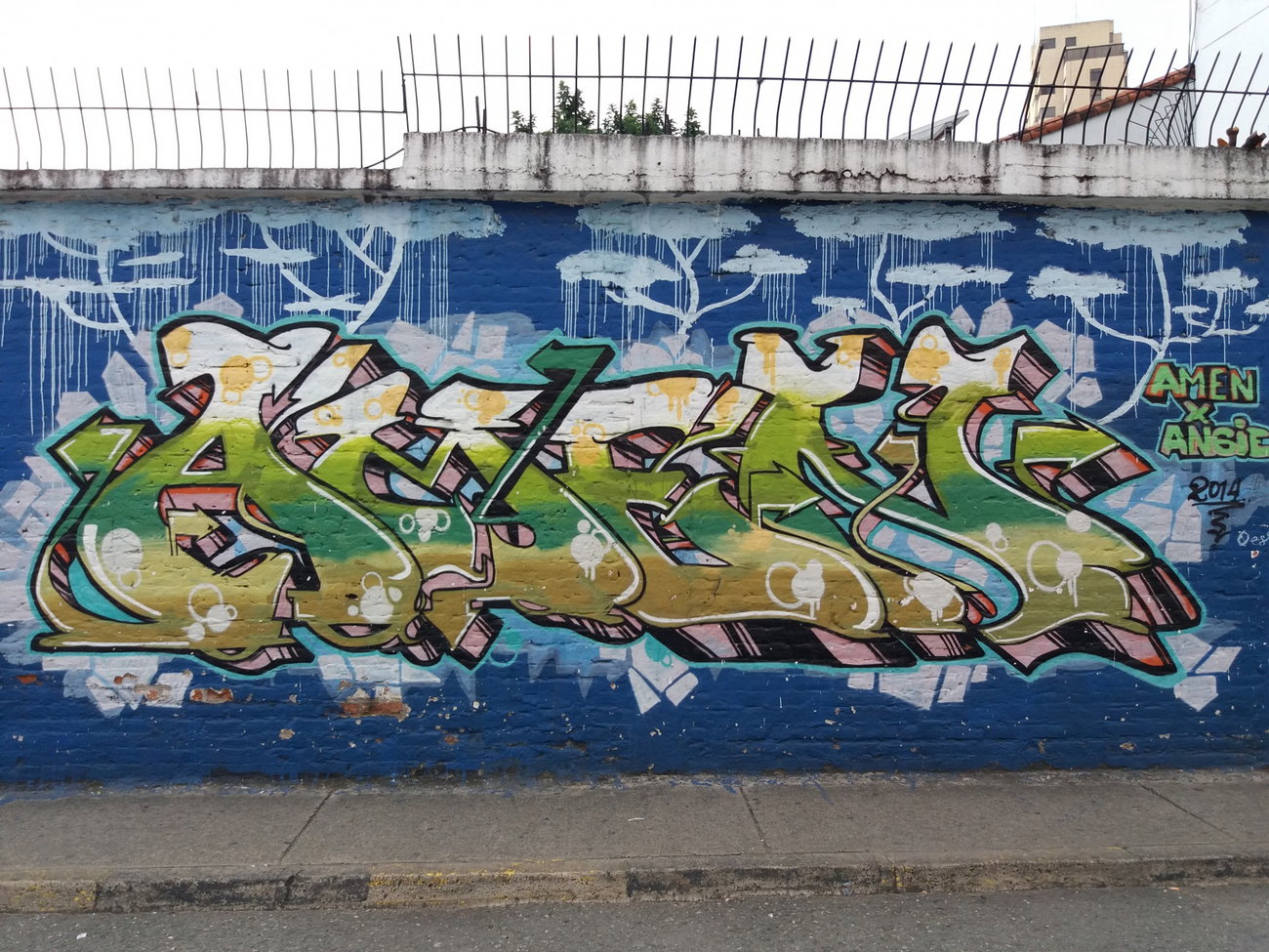 Graffiti Wall - Photo by Kindred