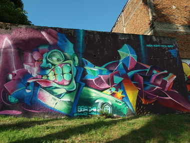 Graffiti Wall - Photo by Kindred