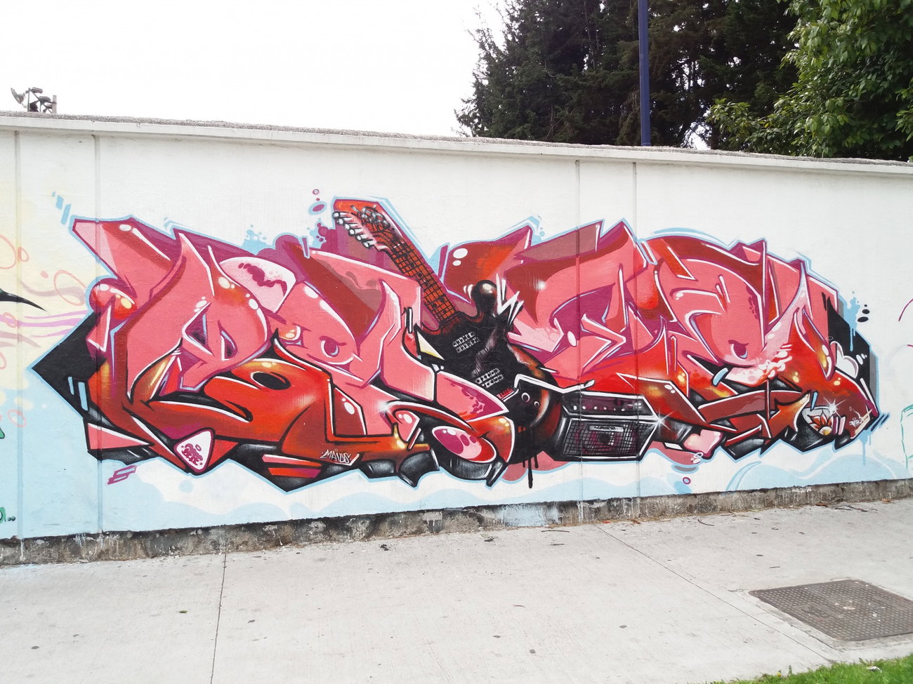 Graffiti Wall - Photo by Kindred