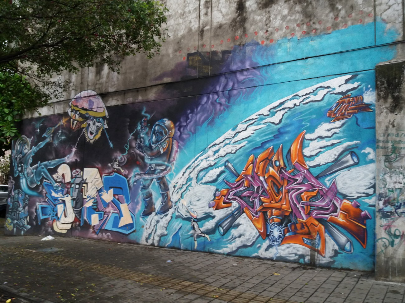 Graffiti Wall - Photo by Kindred