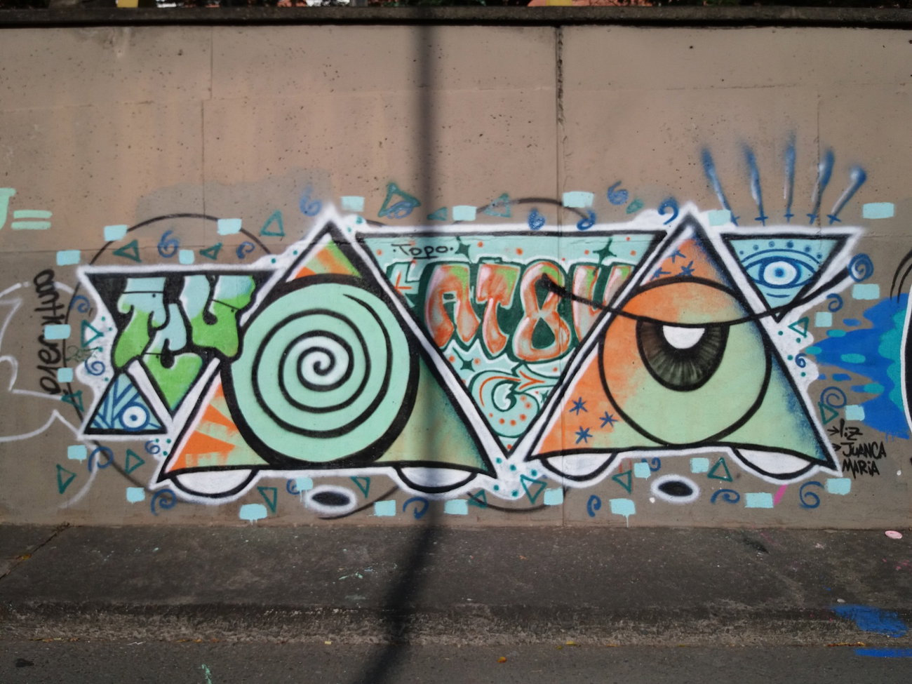 Graffiti Wall - Photo by Kindred