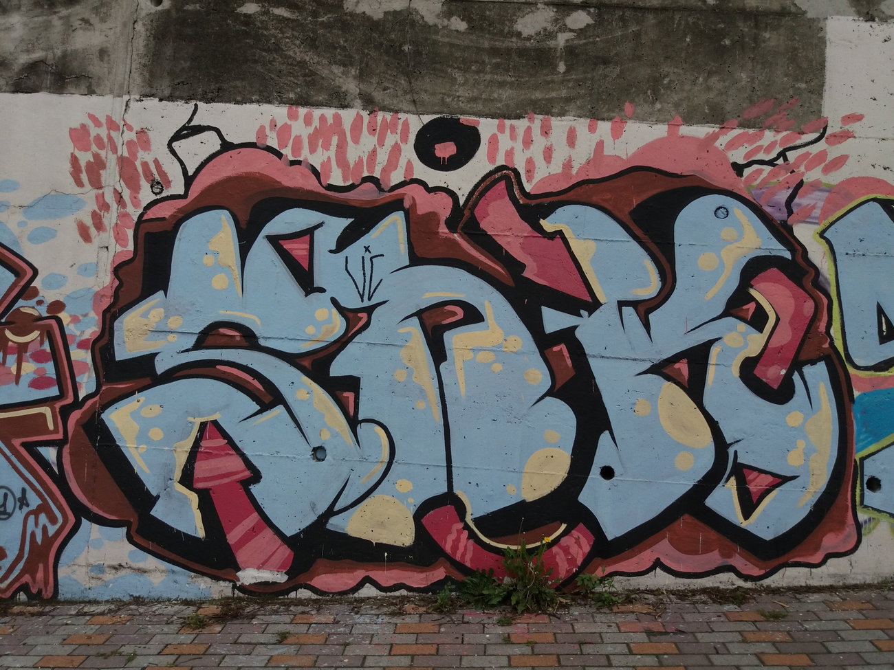 Graffiti Wall - Photo by Kindred