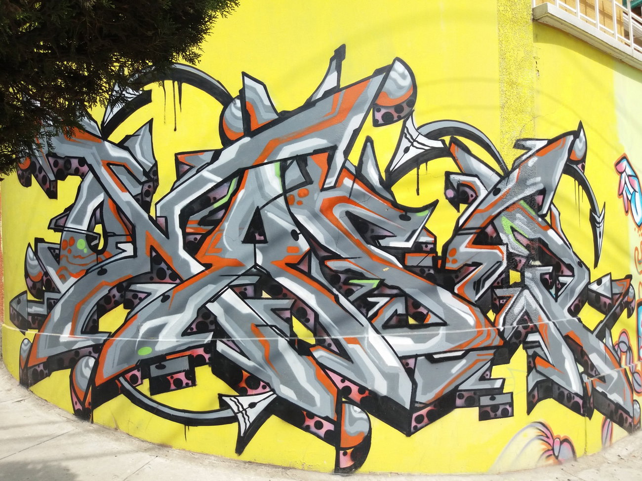 Graffiti Wall - Photo by Kindred